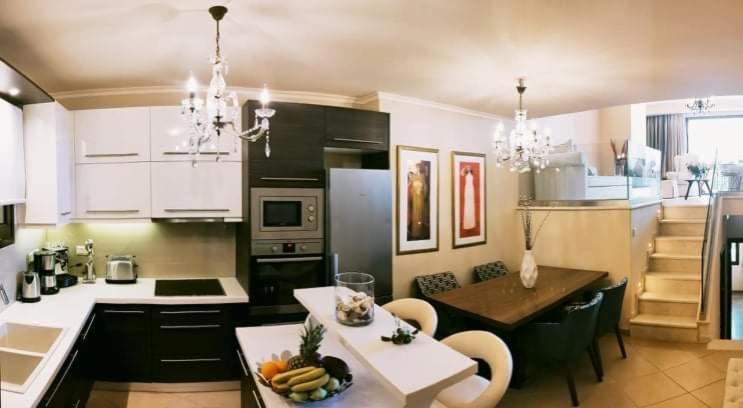 Ninos Luxury Apartment コルフ島 エクステリア 写真