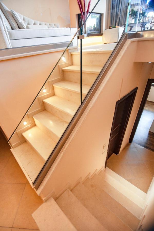 Ninos Luxury Apartment コルフ島 エクステリア 写真