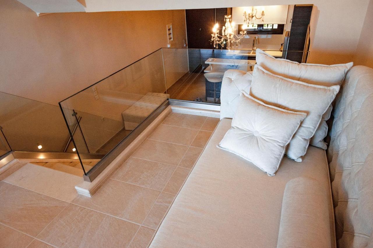 Ninos Luxury Apartment コルフ島 エクステリア 写真